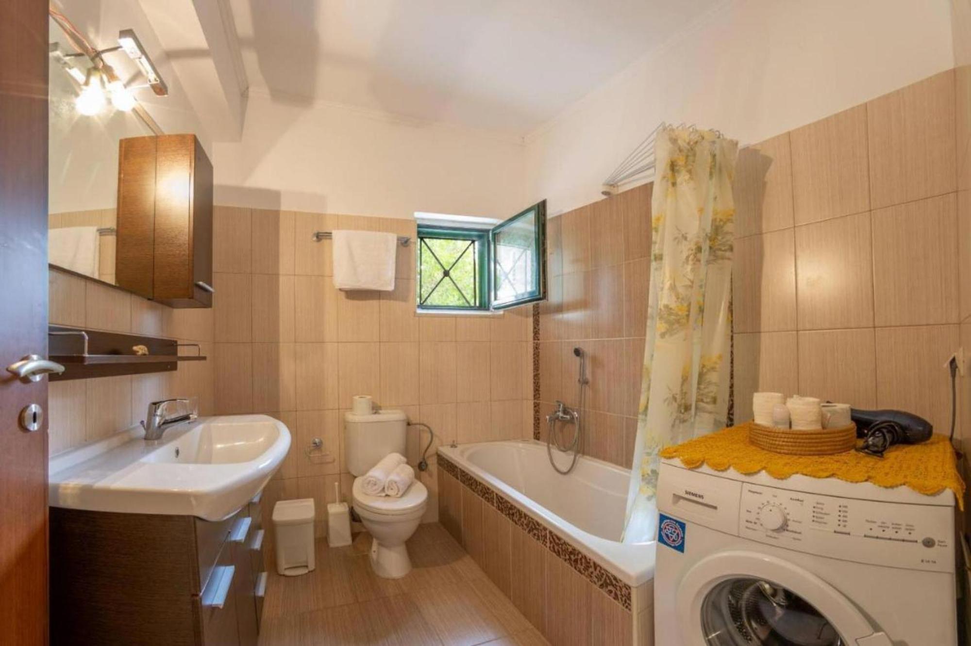 Nikis Country House - Lefkada Bnb Private Parking ลิเกีย ภายนอก รูปภาพ